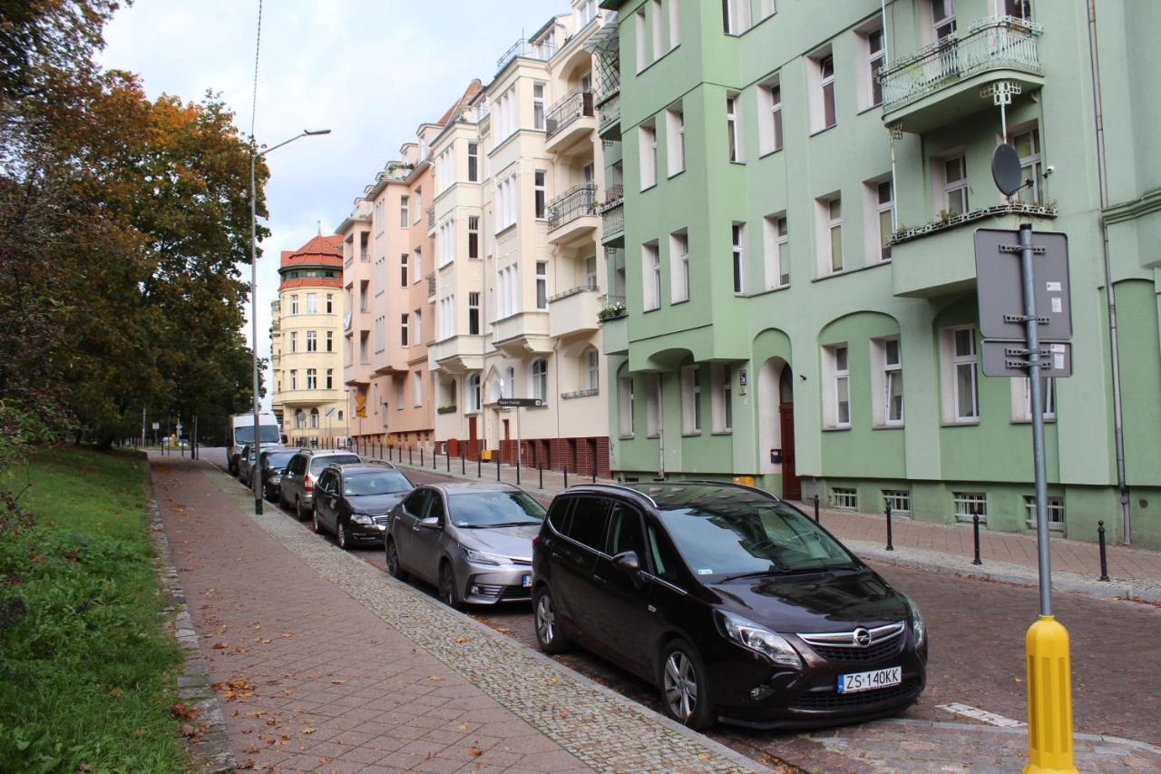 Apartment Szarotka Ii *